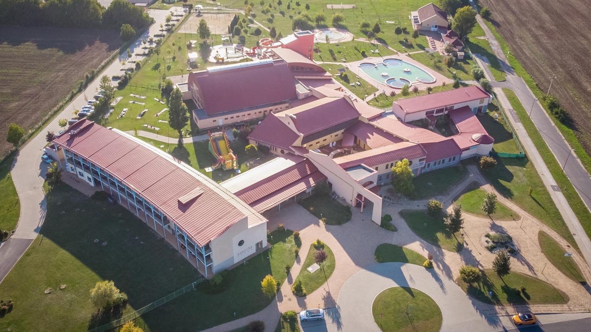 Vulkan Wellness Hotel & Camping Celldömölk Εξωτερικό φωτογραφία